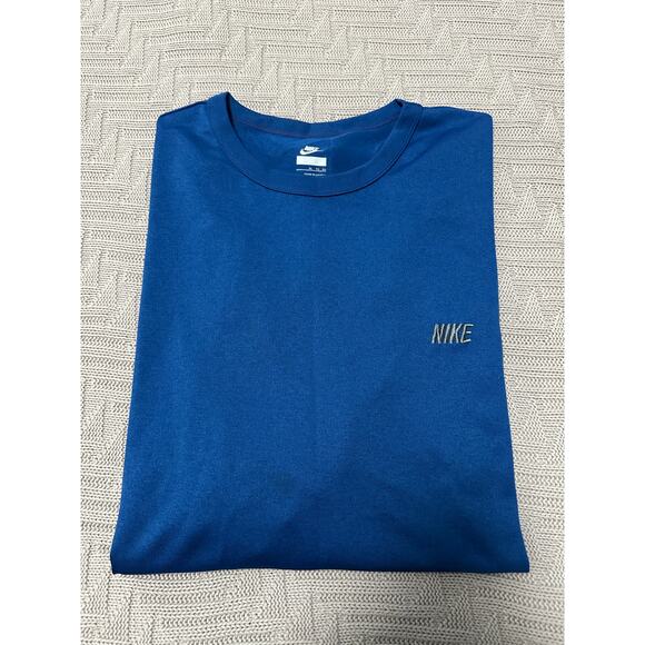 Nike royal blue athletic t-shirt size XL - Picture 1 of 6
